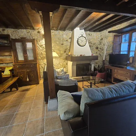 R2r - Casa De Aldea Cerca De - 44a01 Holiday home Nava